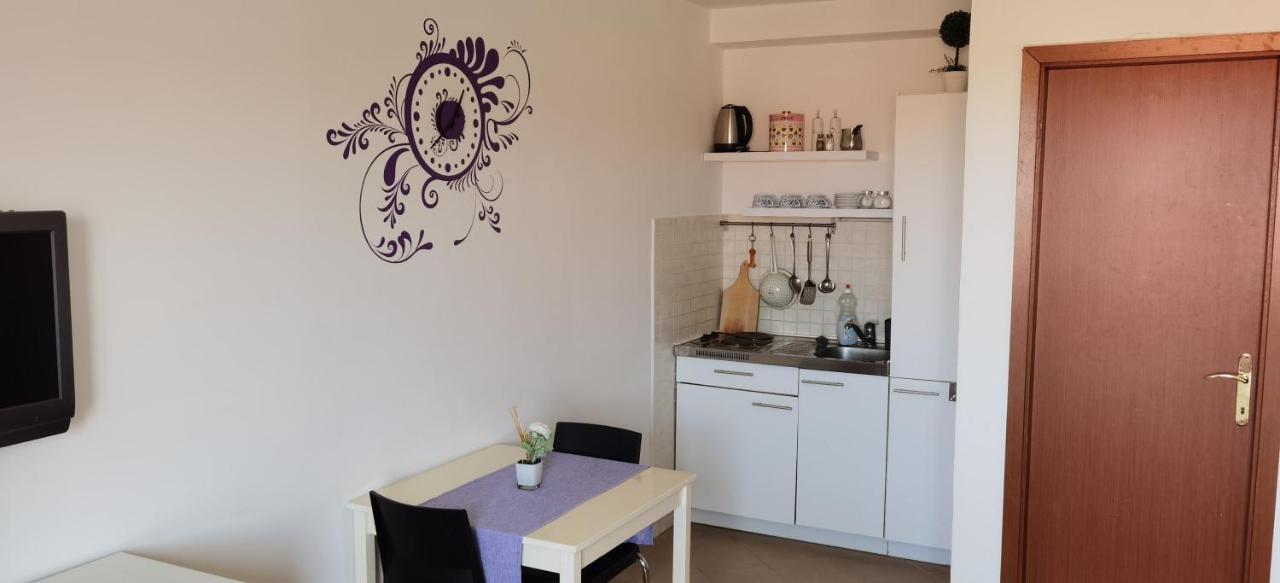 Apartmani Neva Супетар Екстер'єр фото